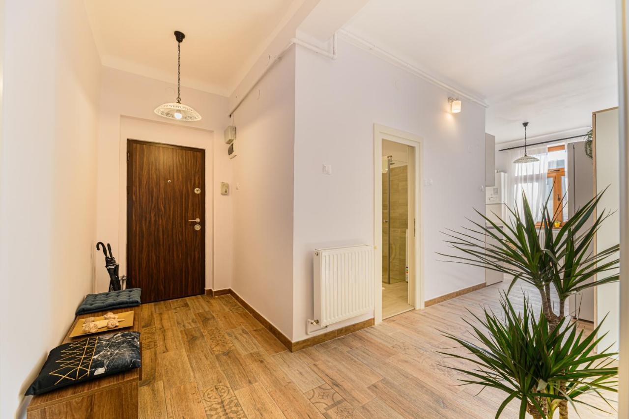 Chic&View Brasov Apartment Exteriör bild
